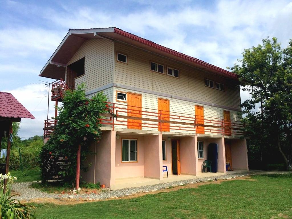 Мини-Отель На Агрба 22А Pitsunda Exterior foto